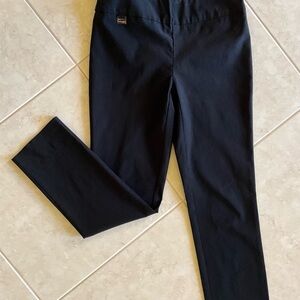 Lisette black pants size 6.